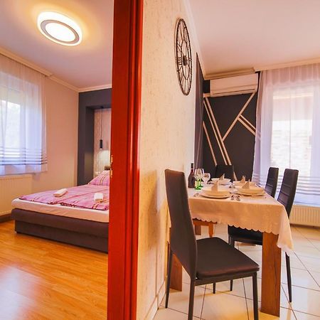 Kalvin Utcai Apartmanok Гайдусобосло Екстер'єр фото